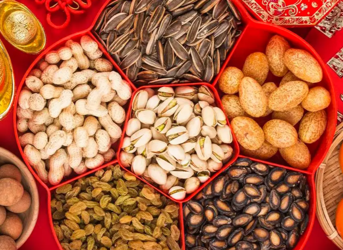 过年坚果零食怎么选择更健康？2026年低热量坚果推荐与搭配清单