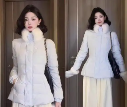 羽绒服搭配高领毛衣温暖如春（羽绒服新年保暖方案2026）