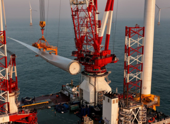 海上“捕风巨兽”来了 全球首台20兆瓦海上风机直径达300米