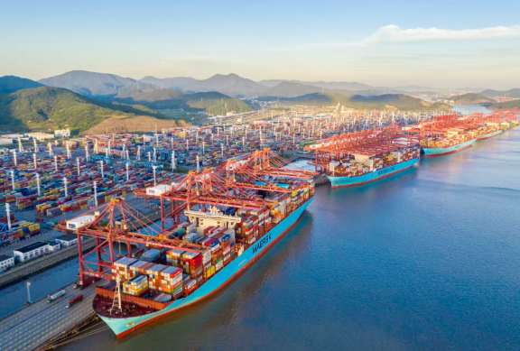 2025年中国进出口连续9年保持增长 中国连续17年稳居全球第二大进口市场 2025年中国进出口连续9年保持增长 中国连续17年稳居全球第二大进口市场