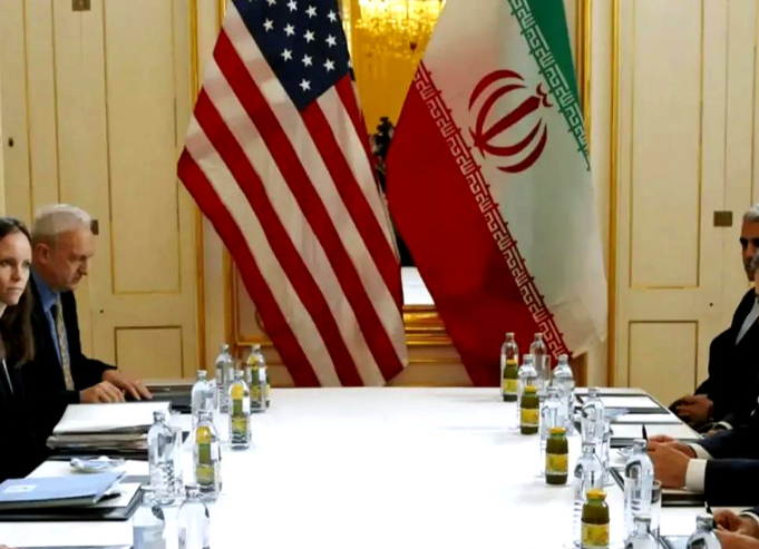 美军对伊朗的打击已经是箭在弦上了！美国会对伊朗动武吗？