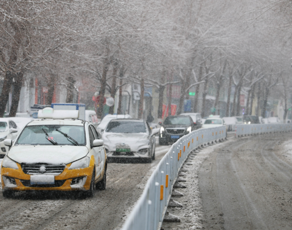 今明两天全国大部维持晴朗干燥模式 17日起全国大部地区将自西向东迎来明显降温
