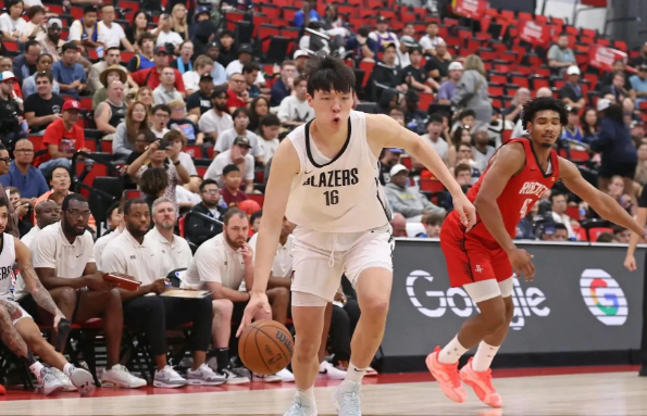 杨瀚森22分G联赛得分新高 杨瀚森有望冲击G联赛赛季最佳新秀