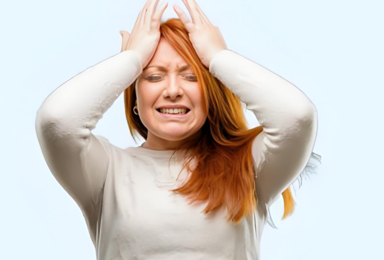 女子脸长期肿胀确诊尿毒症，过渡减肥会导致尿毒症并发吗？