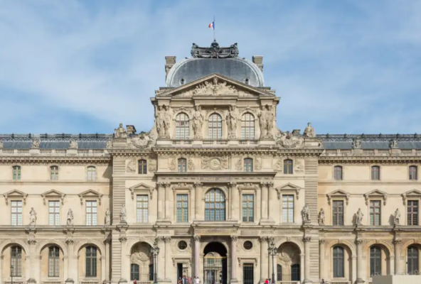 巴黎卢浮宫博物馆开始执行“双轨票价” 卢浮宫博物馆门票对非欧盟游客涨价