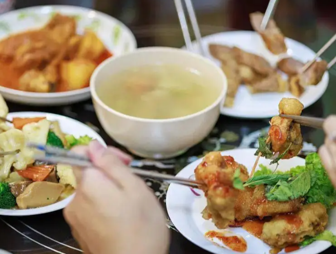 春节剩菜怎么处理更安全？2026年剩菜冷藏复热与食品安全守则