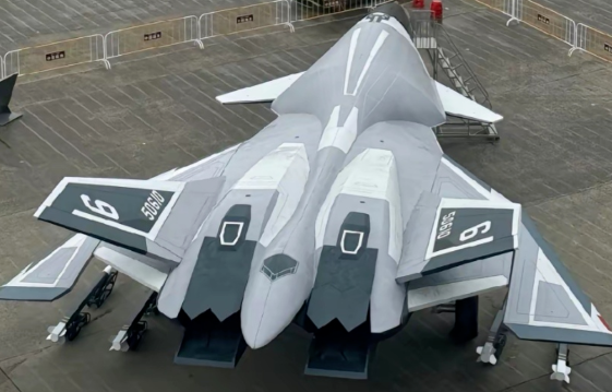 “南天门计划”部分武器已问世 空天一体化是未来空战的方向