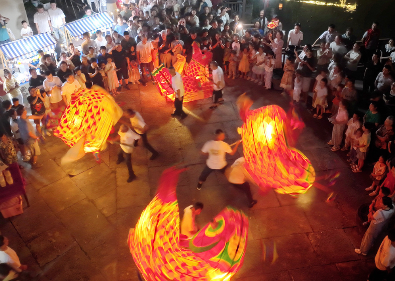 下个月的今天就是除夕了,打工人将迎2026史上最长春节假期 下个月的今天就是除夕了,打工人将迎2026史上最长春节假期