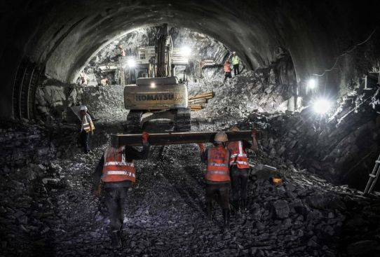 黄百铁路首座超千米隧道顺利贯通 黄百铁路预计2028年全线建成通车