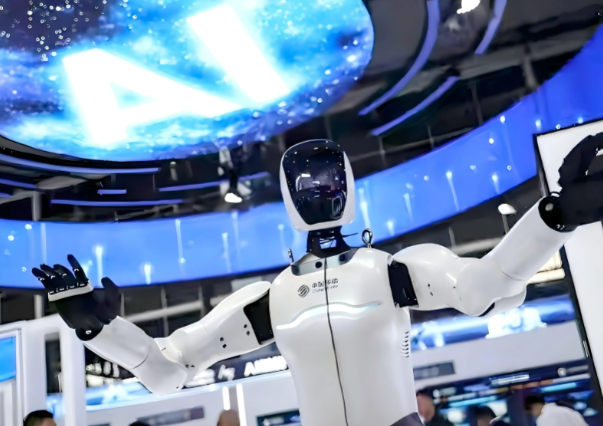 中国人工智能企业数量已超6200家 2025年我国人工智能核心产业规模突破1万亿元 