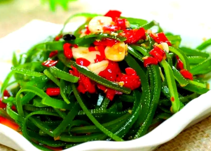 春节聚餐怎么吃海带助排毒？2026年海带养生功效与食谱推荐