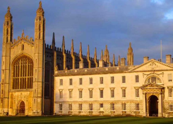 伦敦国王学院教育与数字媒体专业创新活力如何？