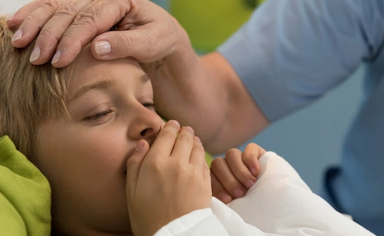 支原体肺炎"偏爱"一老一少如何预防？冬季关于支原体肺炎关键知识点大全