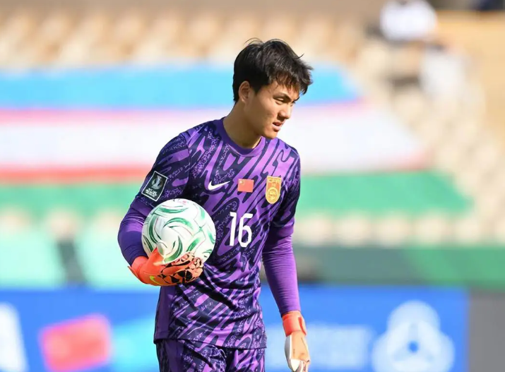 今日U23国足再出战半决赛对阵越南,中国能否战胜越南成功闯进半决赛? 今日U23国足再出战半决赛对阵越南,中国能否战胜越南成功闯进半决赛?