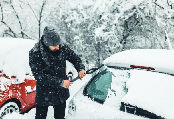 零下30度洗车洗得干净吗?零下30度洗车边洗边结冰