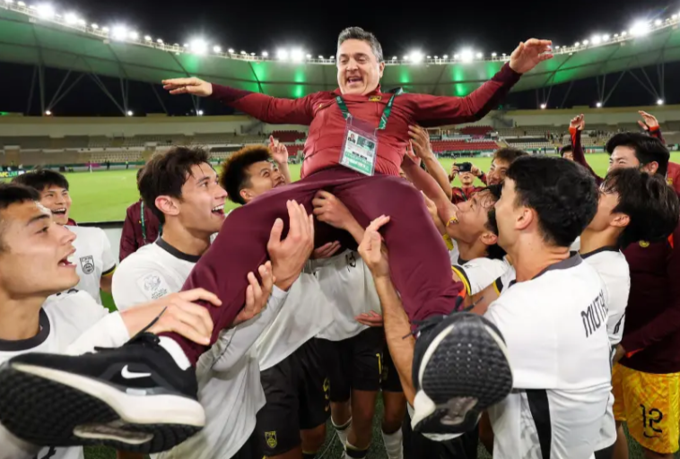 U23国足3比0大胜越南！U23国足五战零失球晋级决赛！