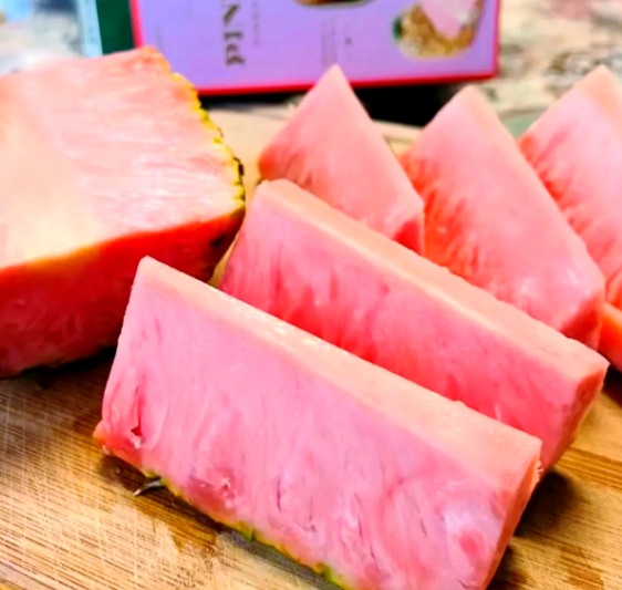 800元一颗的粉菠萝半月售出近100件 哥斯达黎加品种粉色菠萝有什么特别之处