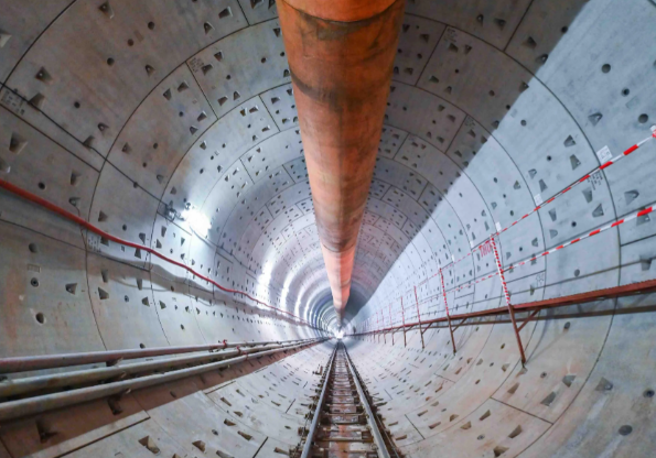 湖南大学团队研发盾构掘进运维与风险防控智能体 显著降低了施工事故率与人为误判风险