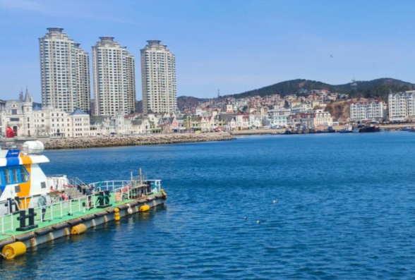 大连成为东北首个GDP破万亿元城市 大连2025年地区GDP达10002.1亿元