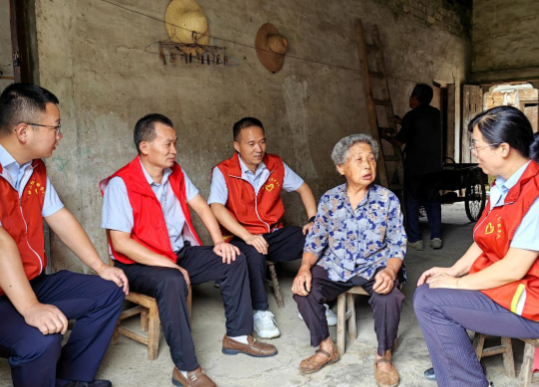 全面向中度以上失能老年人发补贴 我国失能老年人数量正在增加