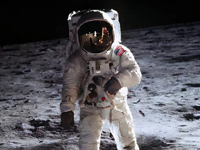 黄景瑜官宣将乘中国飞船赴太空，普通人去太空需要参加训练吗?