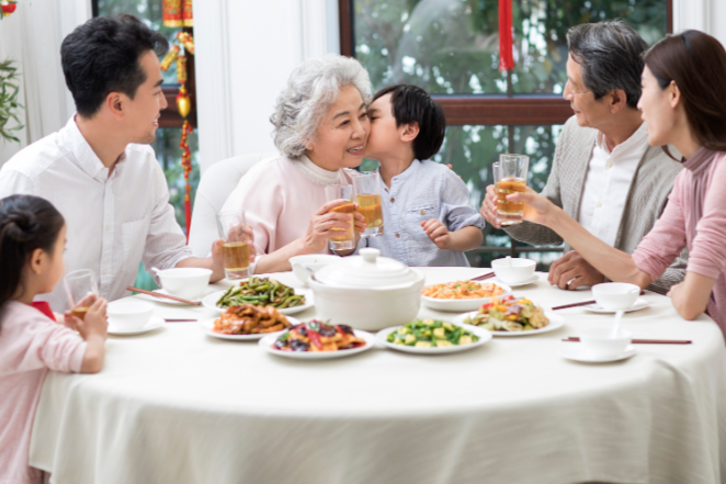 春节营养均衡指南!2026春节餐桌上的营养搭配原则 春节营养均衡指南!2026春节餐桌上的营养搭配原则