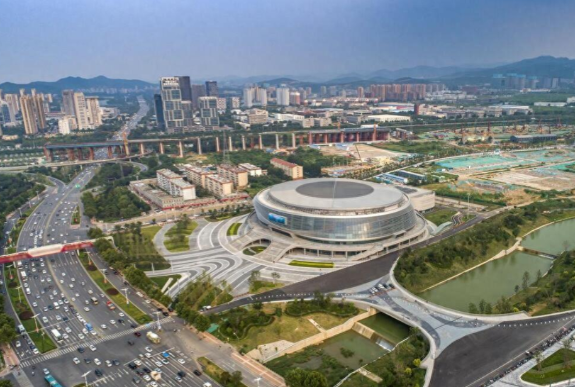 北方第一个!山东GDP突破10万亿元 2025全年山东省生产总值为103197亿元