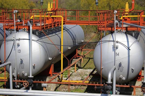 欧洲天然气价格年内涨超40% 欧洲天然气基准价格突破每兆瓦时40欧元