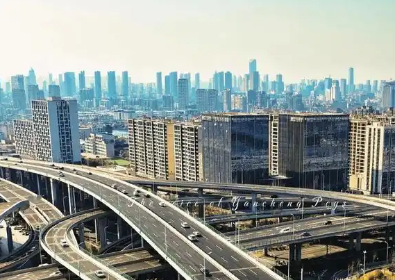 春节春运交通拥堵如何缓解？2026年春节出行安全指南与路线优化！