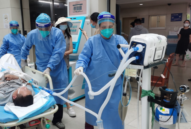 为除浮肿连吃半年利尿剂被送进急诊！这样吃利尿剂危害特别大！