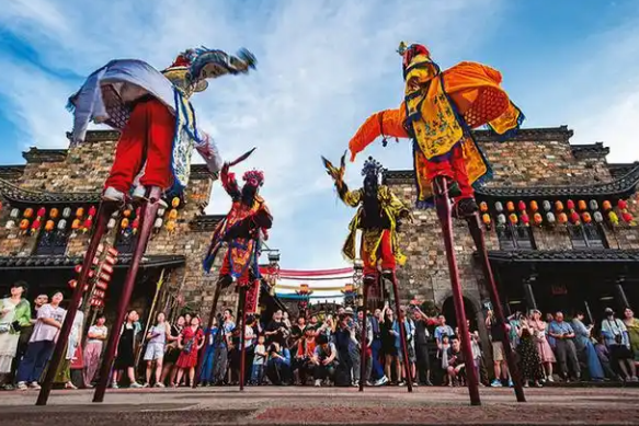 2025年国内居民出游人次超65亿 2025年我国农村居民出游花费同比增长21.4% 2025年国内居民出游人次超65亿 2025年我国农村居民出游花费同比增长21.4%