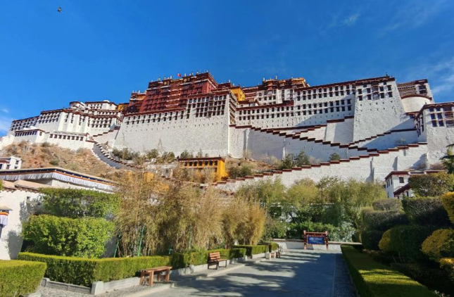 2025年西藏实现生产总值3031.89亿元 西藏实现生产总值同比增长7.0%