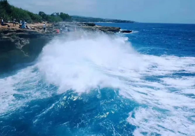 中国情侣在巴厘岛患上“脏水病”！什么是是“脏水病”？