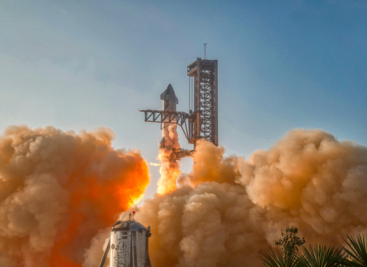 人类史上最强运载火箭!SpaceX星舰V3六周后首次发射测试 人类史上最强运载火箭!SpaceX星舰V3六周后首次发射测试