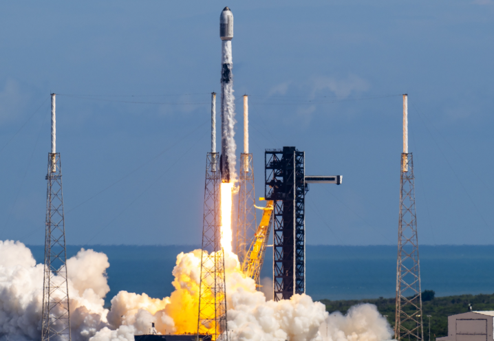 人类史上最强运载火箭!SpaceX星舰V3六周后首次发射测试 人类史上最强运载火箭!SpaceX星舰V3六周后首次发射测试