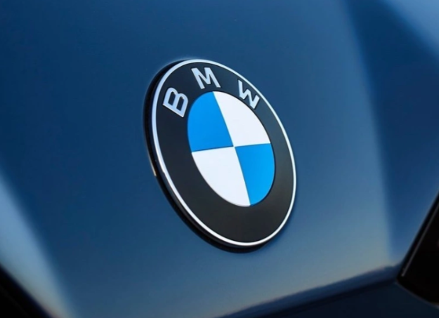 宝马下月起全面启用新Logo！宝马新logo设计理念是什么？