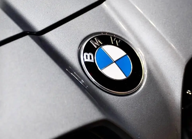 宝马下月起全面启用新Logo！宝马新logo设计理念是什么？