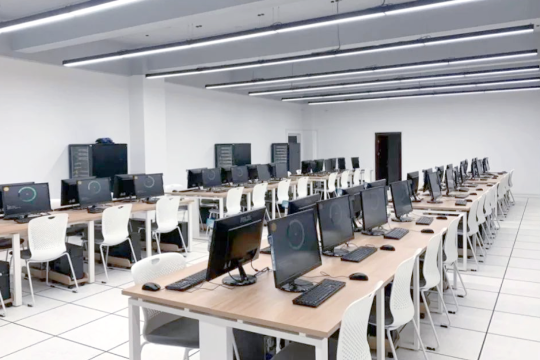 全国80余所高校成立人工智能学院 半数以上的985高校已经成立人工智能学院 全国80余所高校成立人工智能学院 半数以上的985高校已经成立人工智能学院