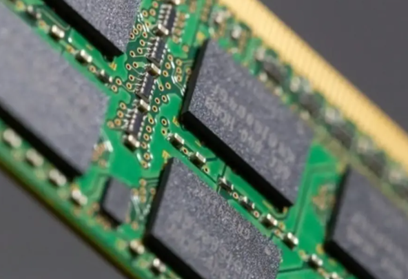 存储产品持续上涨消费电子行业承压 手机电脑等终端价格持续上涨 存储产品持续上涨消费电子行业承压 手机电脑等终端价格持续上涨