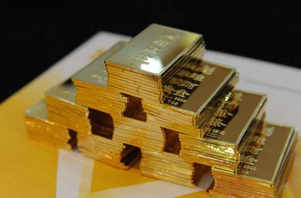 中国人去年狂买432吨金条金币 中国投资者2025年买走全球近十分之一黄金 中国人去年狂买432吨金条金币 中国投资者2025年买走全球近十分之一黄金