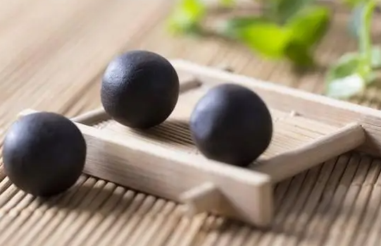 服用桂附理中丸前后要注意什么 桂附理中丸不能和哪些中药同服 服用桂附理中丸前后要注意什么 桂附理中丸不能和哪些中药同服