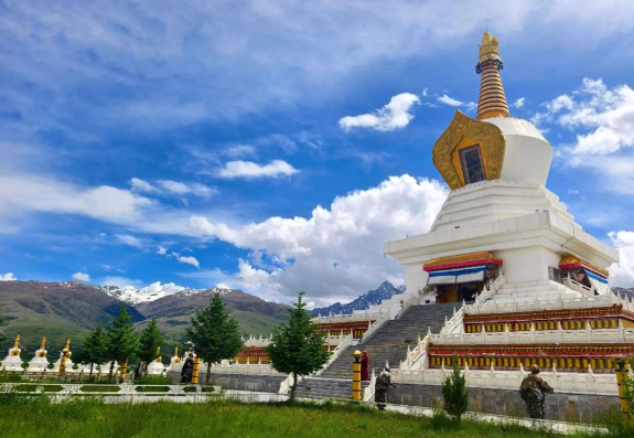 四川甘孜景区终身门票值得购买吗 四川甘孜景区终身门票包含哪些景区