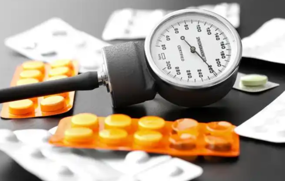 新规!“三品一械”禁止达人带货 《直播电商监督管理办法》2月1日起实施