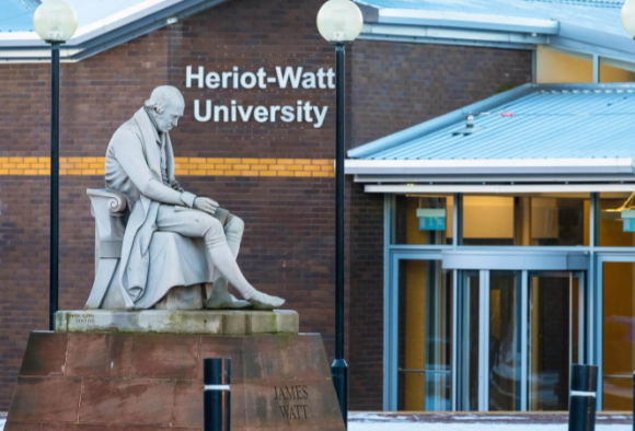 赫瑞瓦特大学研究生录取标准2026 赫瑞瓦特大学研究生一年平均花费多少