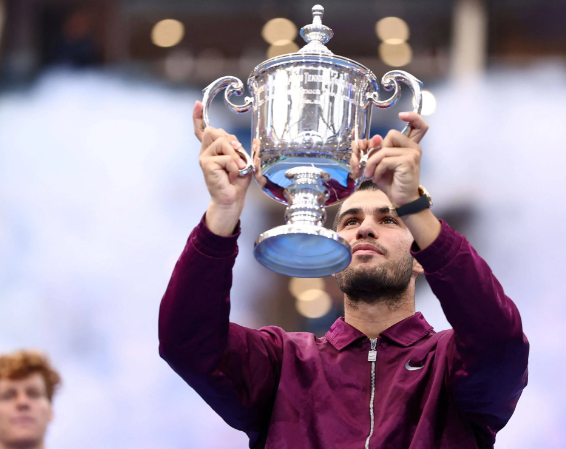 阿尔卡拉斯成最年轻全满贯选手 阿尔卡拉斯获2026年澳网男单冠军 阿尔卡拉斯成最年轻全满贯选手 阿尔卡拉斯获2026年澳网男单冠军