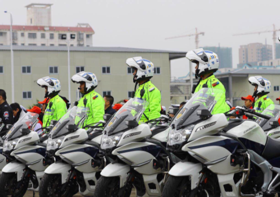 现货黄金站上4900美元/盎司 现货黄金3日大涨逾5% 现货黄金站上4900美元/盎司 现货黄金3日大涨逾5%