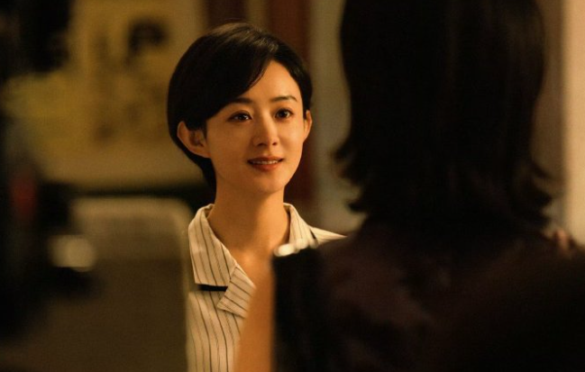 赵丽颖《小城大事》播放量冲破6亿,3天话题量破25亿! 赵丽颖《小城大事》播放量冲破6亿,3天话题量破25亿!
