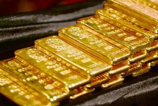 现货黄金站上4900美元/盎司 现货黄金3日大涨逾5%