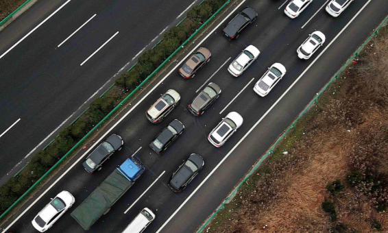 现货黄金站上4900美元/盎司 现货黄金3日大涨逾5% 现货黄金站上4900美元/盎司 现货黄金3日大涨逾5%