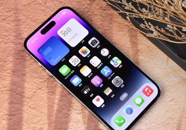 iPhone 18系列外观出炉，横向大矩阵镜组+小灵动岛